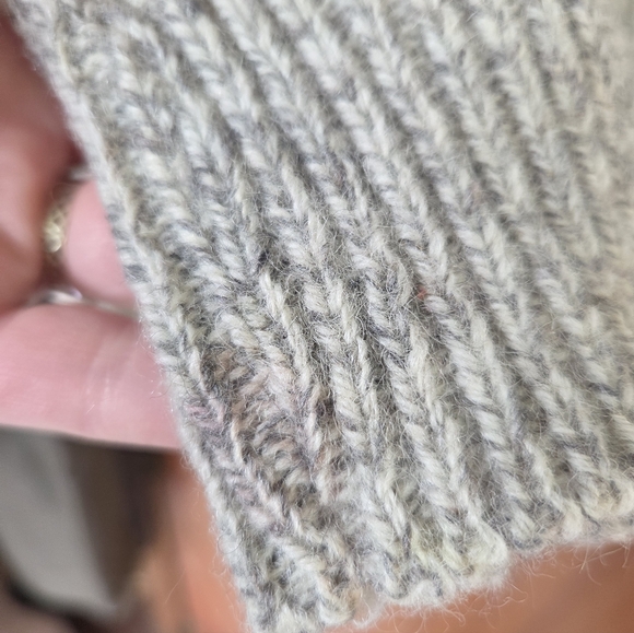 Eddie Bauer Sweater - Picture 3 of 4